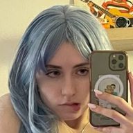 aliceinwonderland_xo profile picture